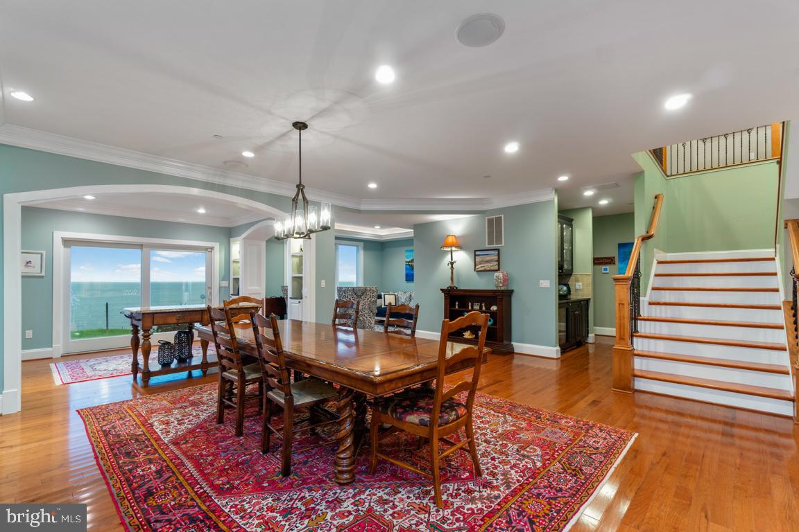2035 Chesapeake Road Annapolis, MD 21409 - Photo 20 of 48 Dining room overlooking the water