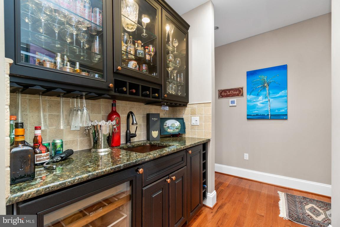 2035 Chesapeake Road Annapolis, MD 21409 - Photo 22 of 48 Wet bar with wine refrigerator
