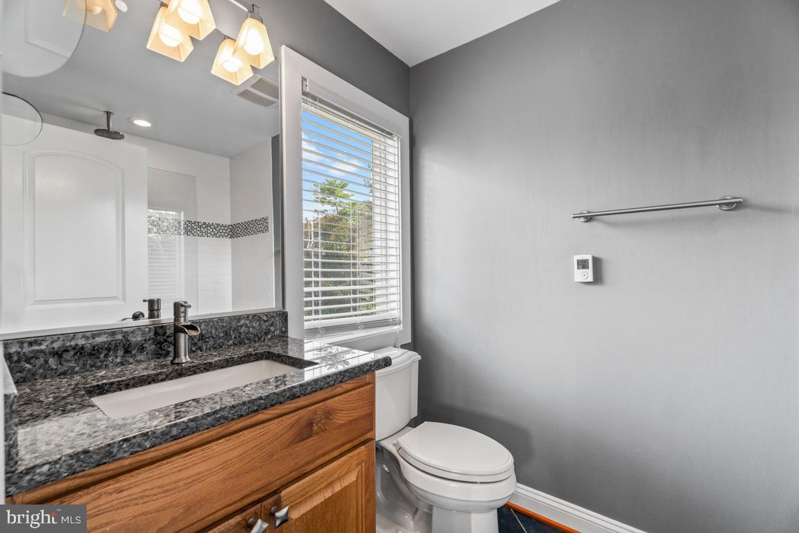 2035 Chesapeake Road Annapolis, MD 21409 - Photo 32 of 48 3rd bdrm attached full bathroom