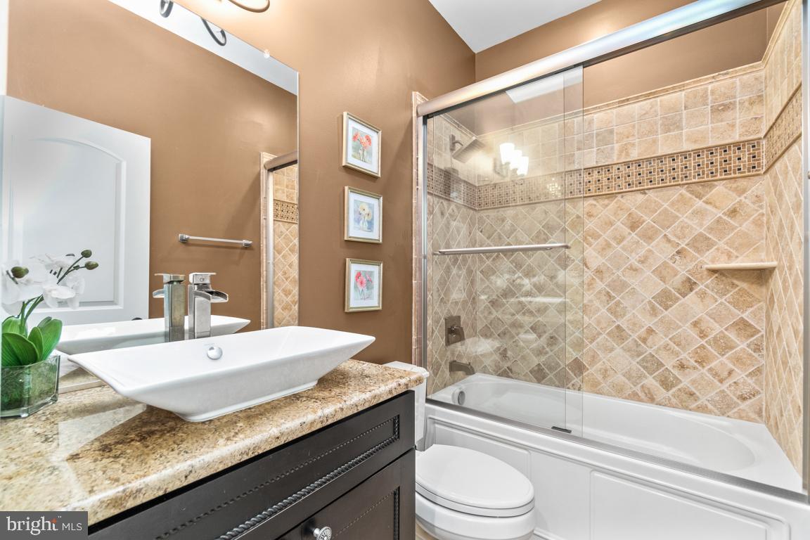 2035 Chesapeake Road Annapolis, MD 21409 - Photo 39 of 48 Lower level full bathroom with tub