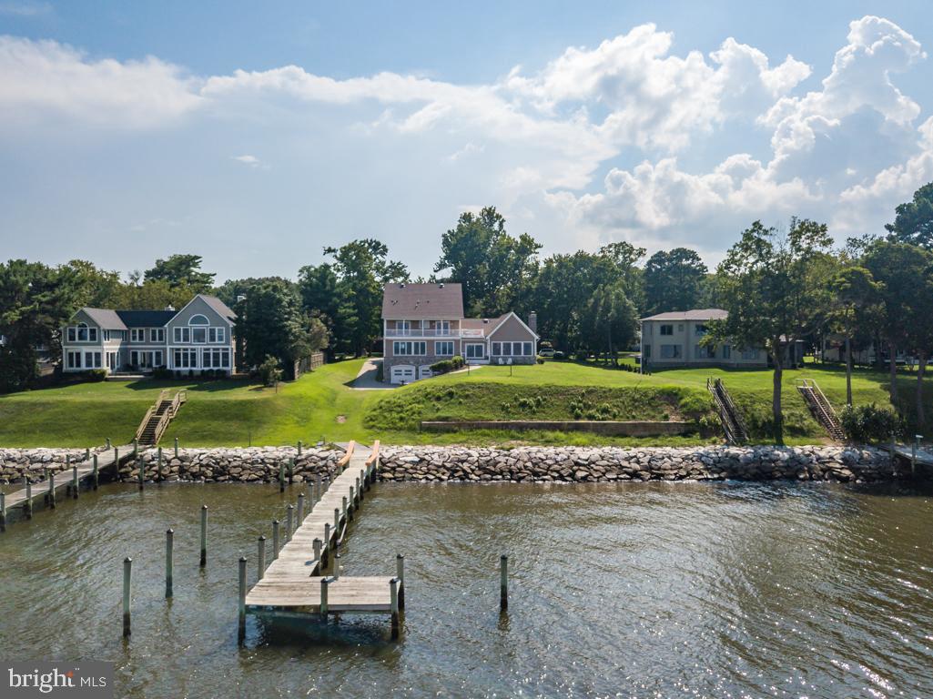 2035 Chesapeake Road Annapolis, MD 21409 - Photo 9 of 48 The complete waterfront package!