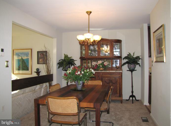 5687 Vantage Point Road Columbia, MD 21044 - Photo 12 of 29 Dining Room