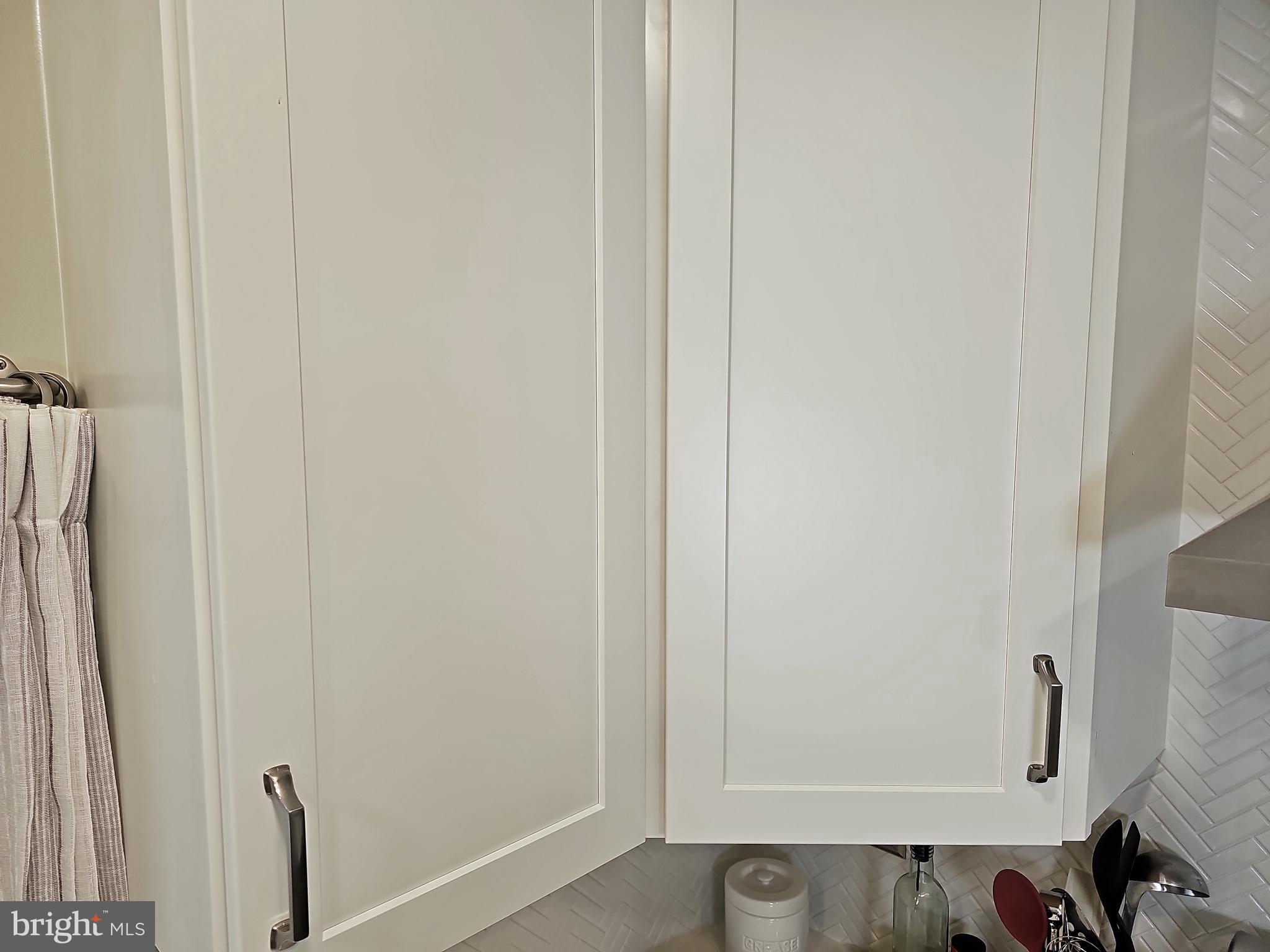 13903 Wild Raspberry Court Gainesville, VA 20155 - Photo 17 of 64 2003 all new high end kitchen cabinets.