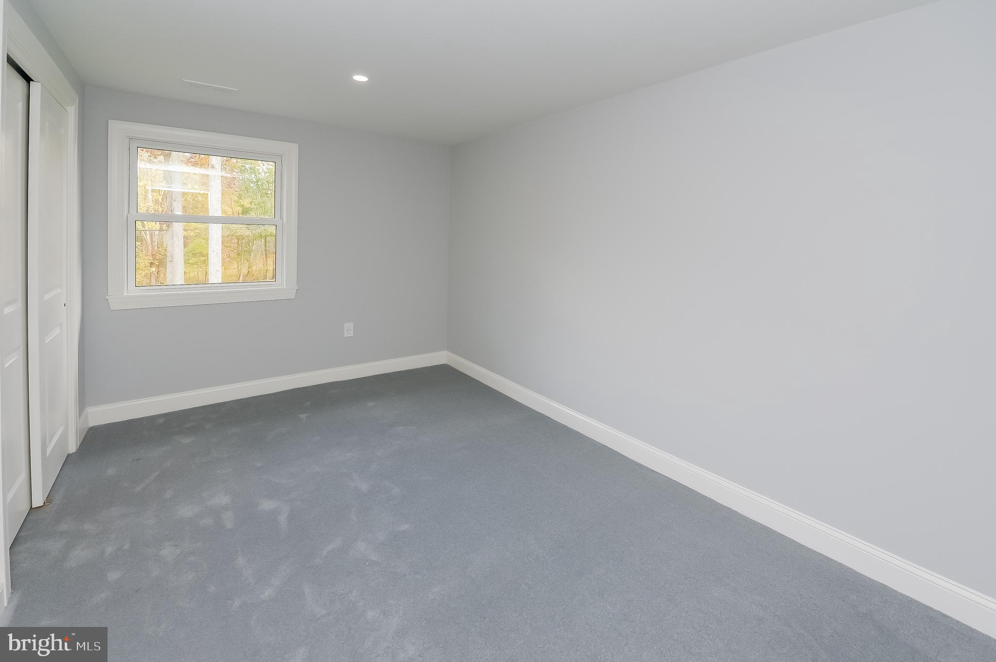 323 Ark Road Mount Laurel, NJ 08054 - Photo 29 of 40