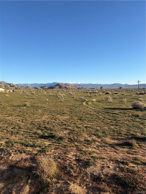 2 Little Teepee Road Apple Valley, CA 92307 - Photo 2 of 4