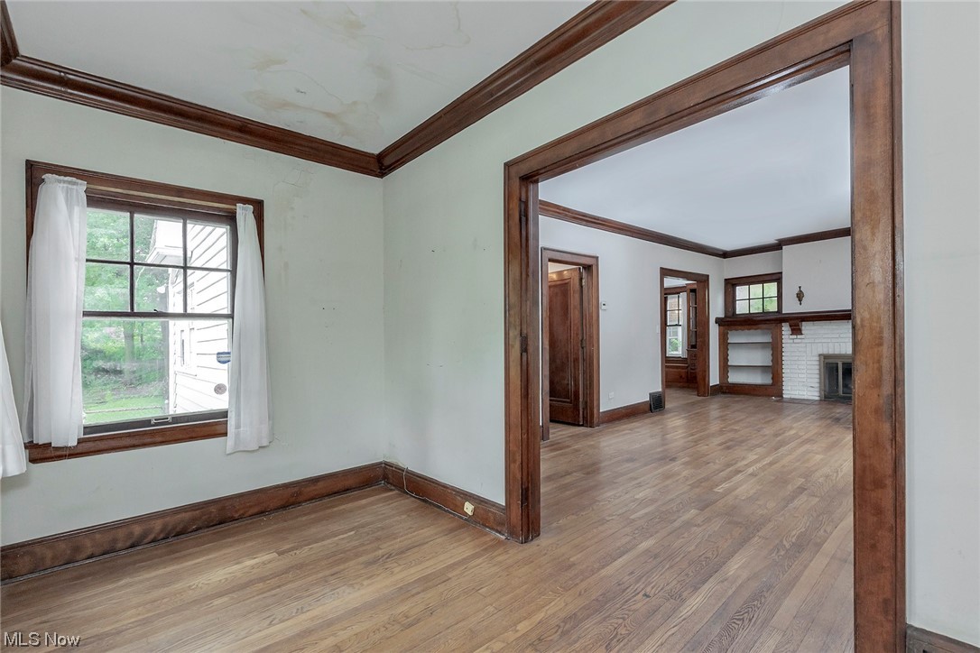 16716 Kenyon Road Cleveland, OH 44120 - Photo 10 of 35