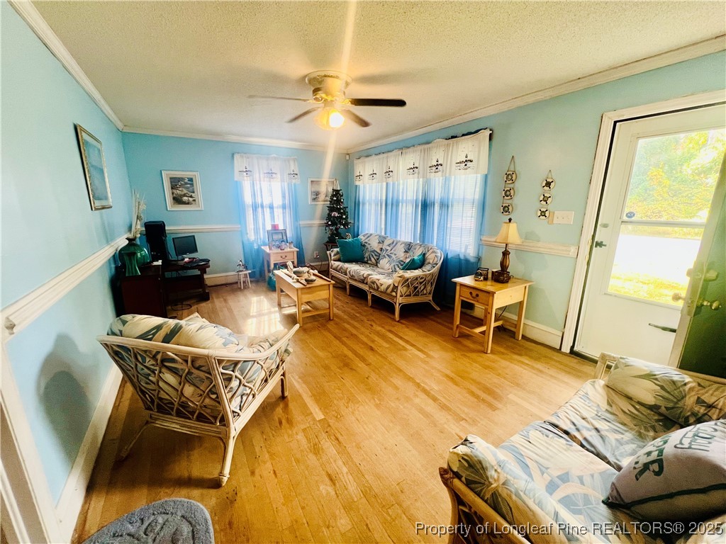 207 East Rockingham Road Maxton, NC 28364 - Photo 7 of 13 Gallery Image 7