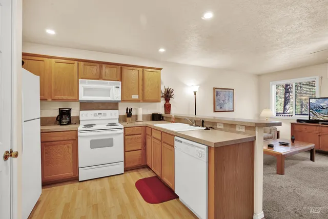 $349,000 | 35 Sunrise Drive, Garden Valley, ID 83622