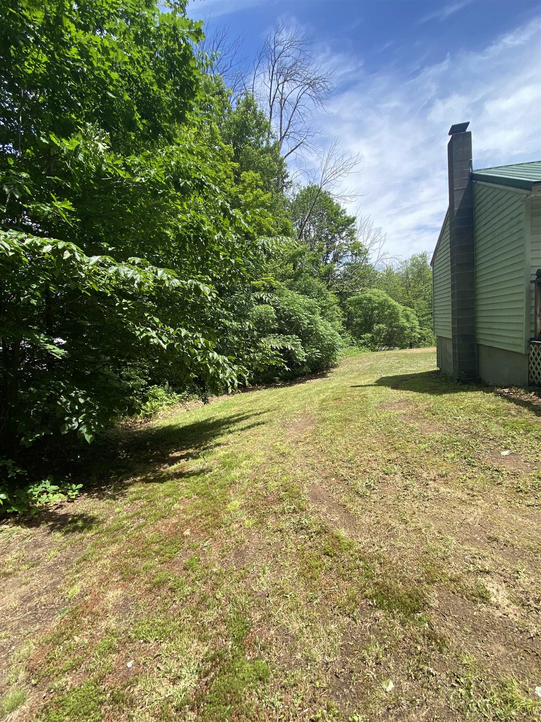 39 Woodbury Road Weare, NH 03281 - Photo 23 of 26 Gallery Image 23