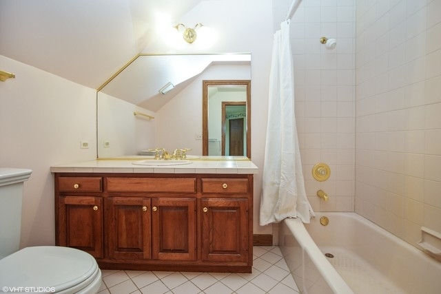 712 Milton Road Inverness, IL 60067 - Photo 19 of 33