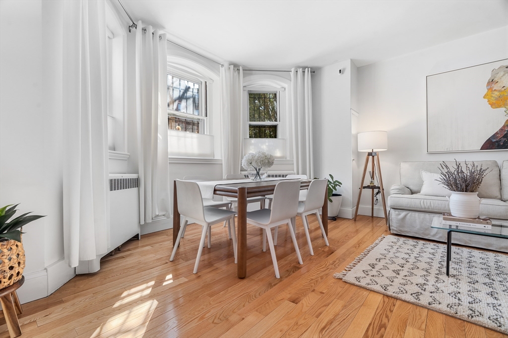 286 Beacon Street, Unit 1 Boston, MA 02116 - Photo 5 of 30