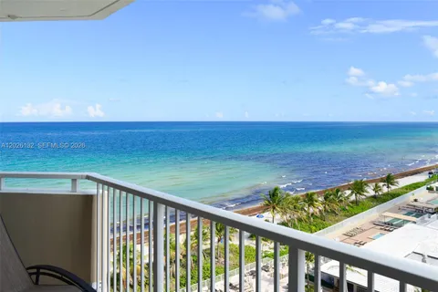 $585,000 | 1950 South Ocean Drive, Unit 9N, Hallandale Beach, FL 33009