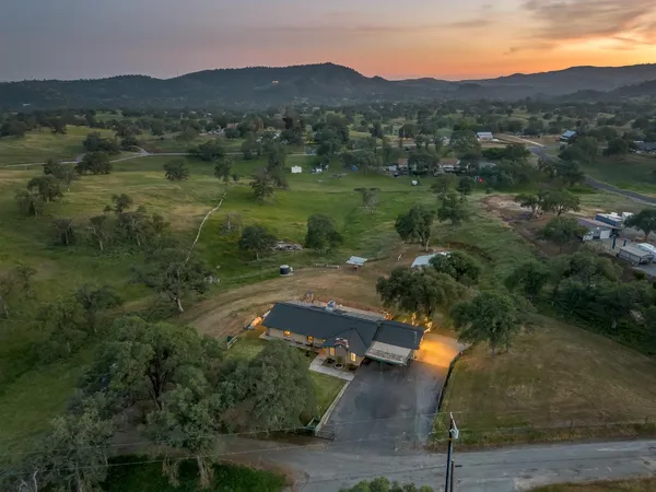 $625,000 | 22452 Goldrush Lane, Clovis, CA 93619