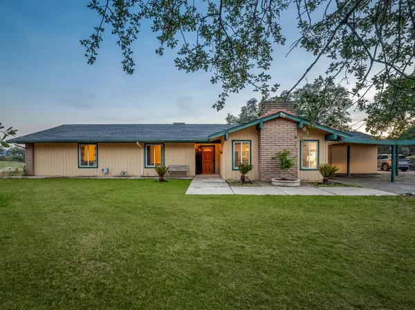 $625,000 | 22452 Goldrush Lane, Clovis, CA 93619