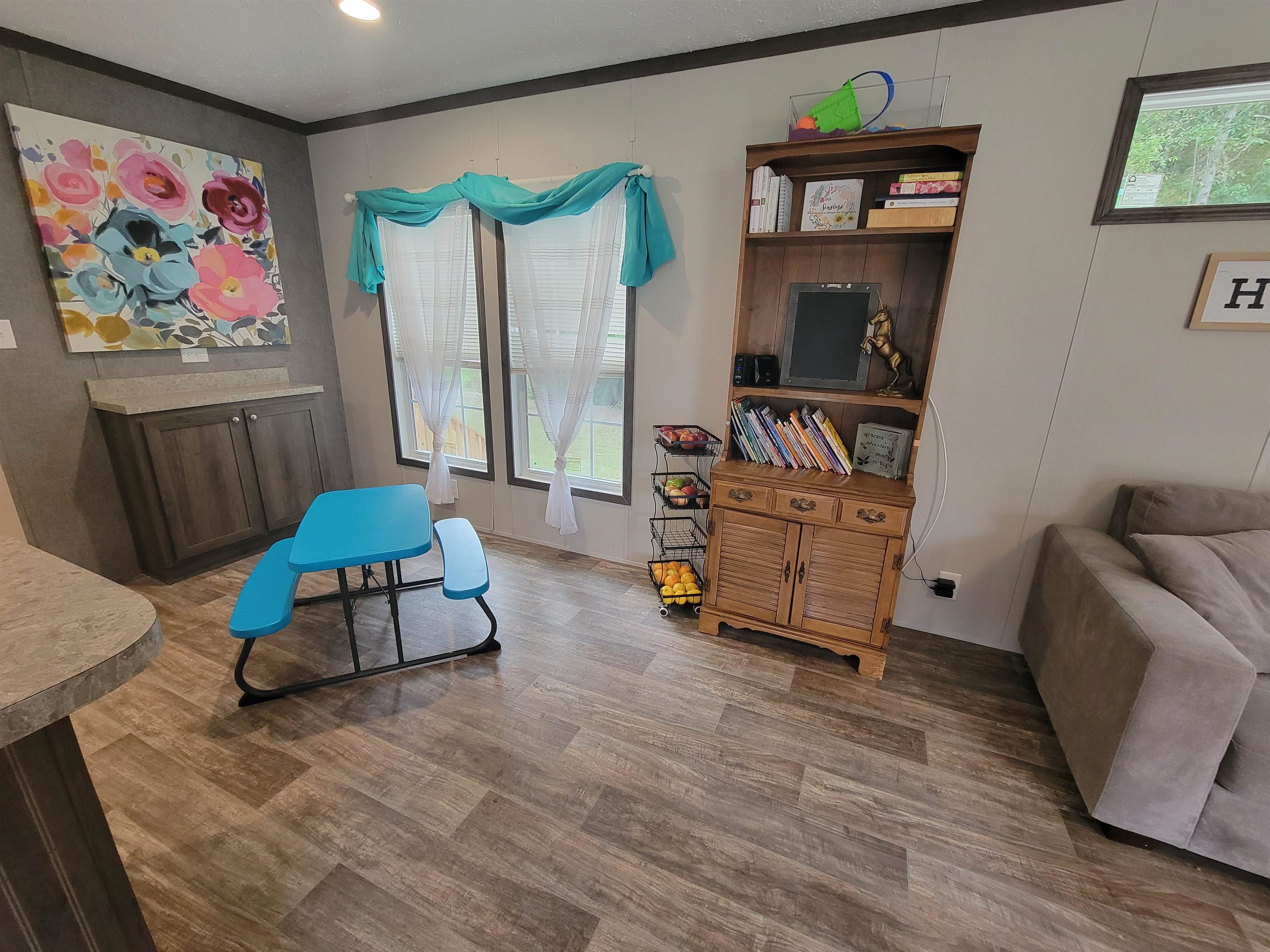 301 Edison Circle Conway, SC 29526 - Photo 4 of 16 Gallery Image 4
