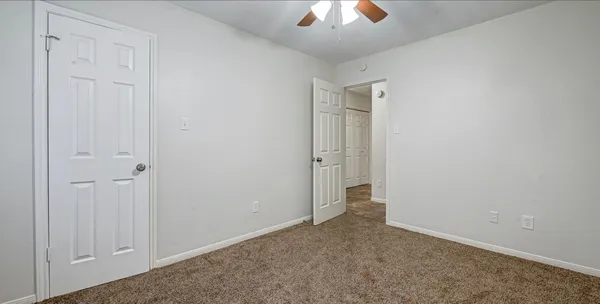 an empty room with a empty space