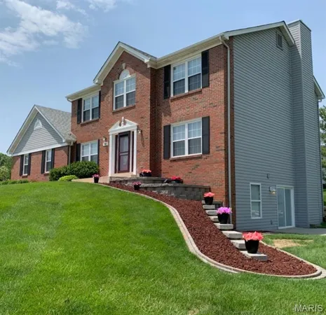 $580,000 | 603 Royal Pine Court, Lake St. Louis, MO 63367