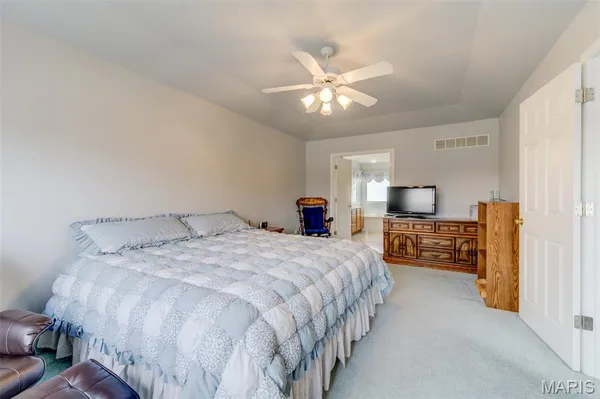 $580,000 | 603 Royal Pine Court, Lake St. Louis, MO 63367