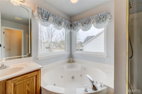$580,000 | 603 Royal Pine Court, Lake St. Louis, MO 63367