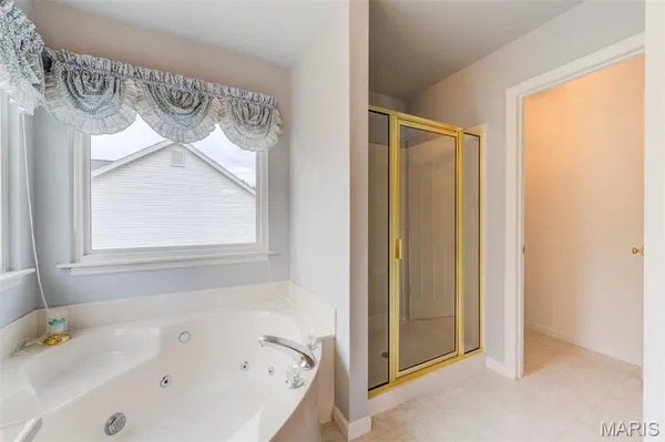 $580,000 | 603 Royal Pine Court, Lake St. Louis, MO 63367