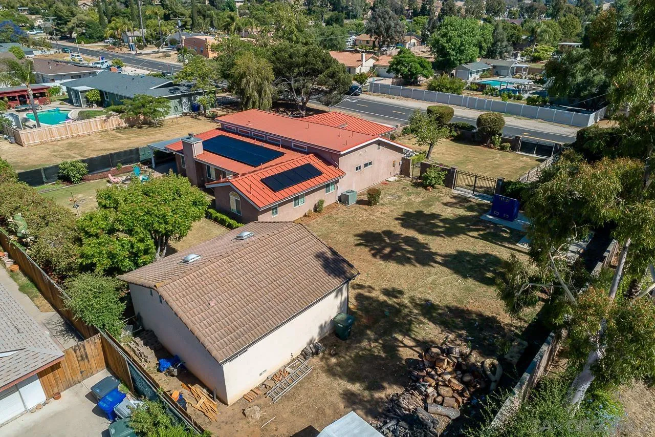 13610 Putney Road Poway, CA 92064 - Photo 59 of 62 an aerial view of a house with a garden