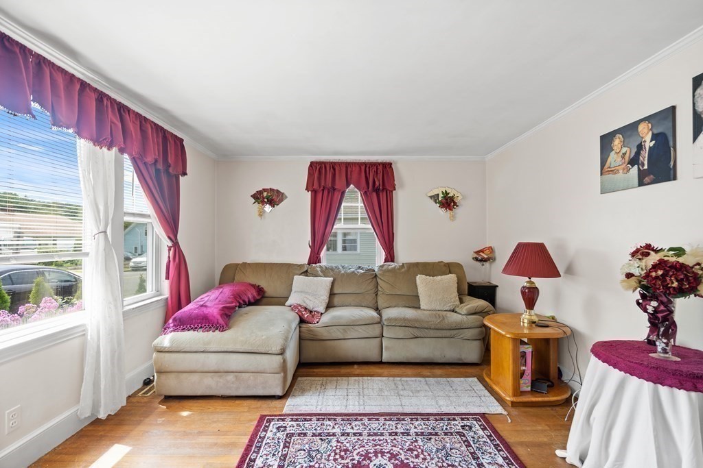 30 Willson Street Salem, MA 01970 - Photo 7 of 11