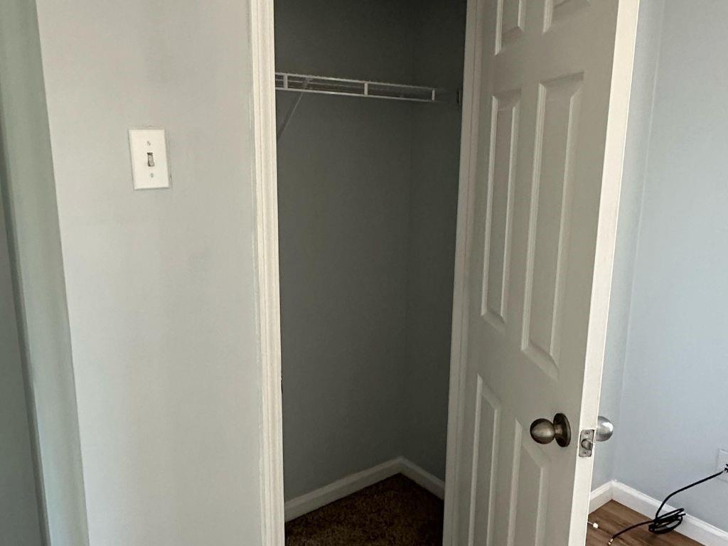 1261 Lakeview Road Grayson, GA 30017 - Photo 12 of 35 a view of a bathroom
