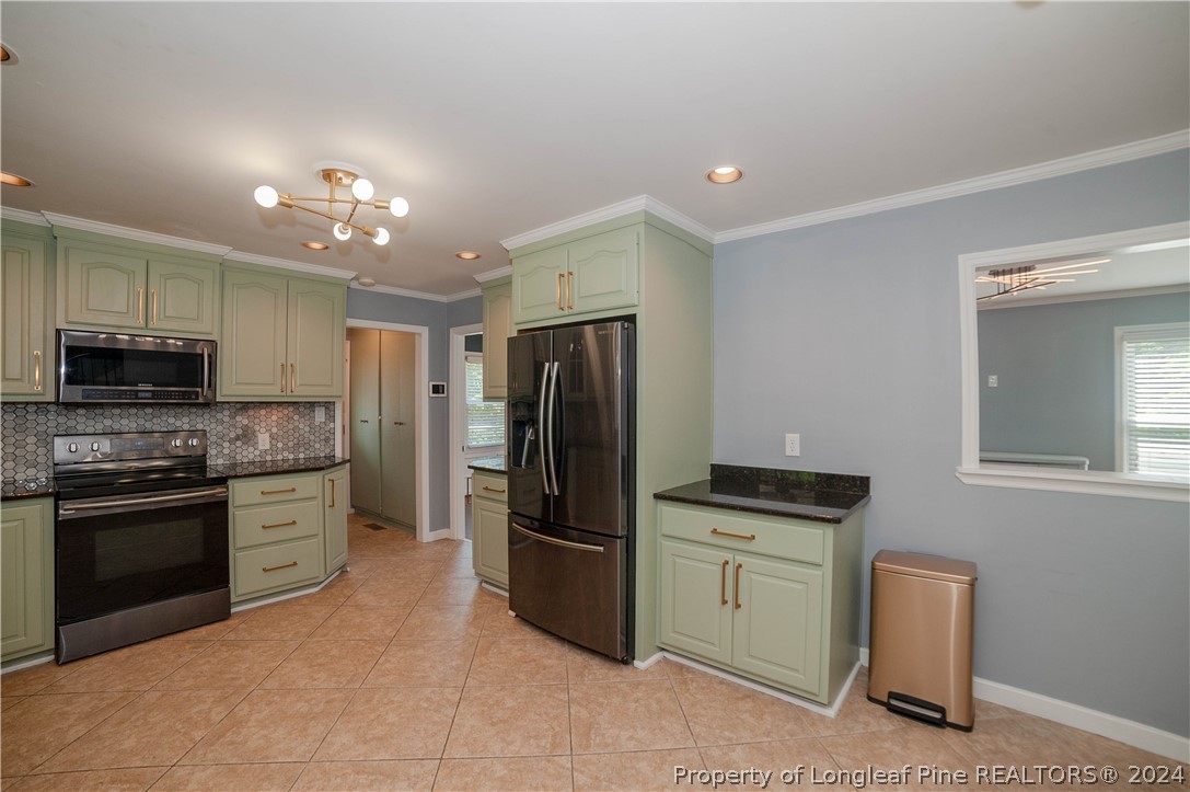 434 Foxhall Road Fayetteville, NC 28303 - Photo 12 of 44 Gallery Image 12