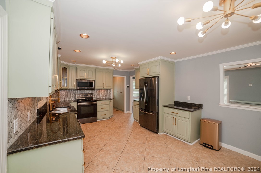 434 Foxhall Road Fayetteville, NC 28303 - Photo 16 of 44 Gallery Image 16
