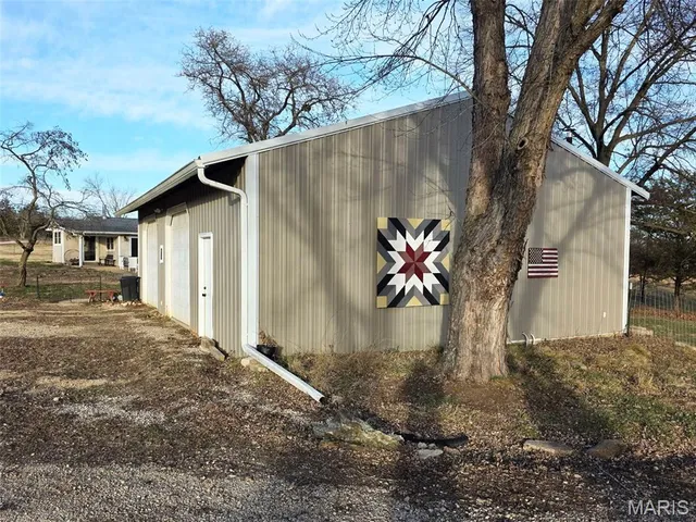 $560,000 | 4023 Juedeman Road, Cuba, MO 65453