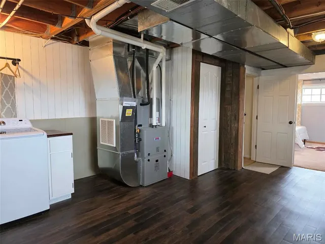 $560,000 | 4023 Juedeman Road, Cuba, MO 65453