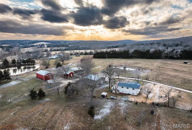 $560,000 | 4023 Juedeman Road, Cuba, MO 65453