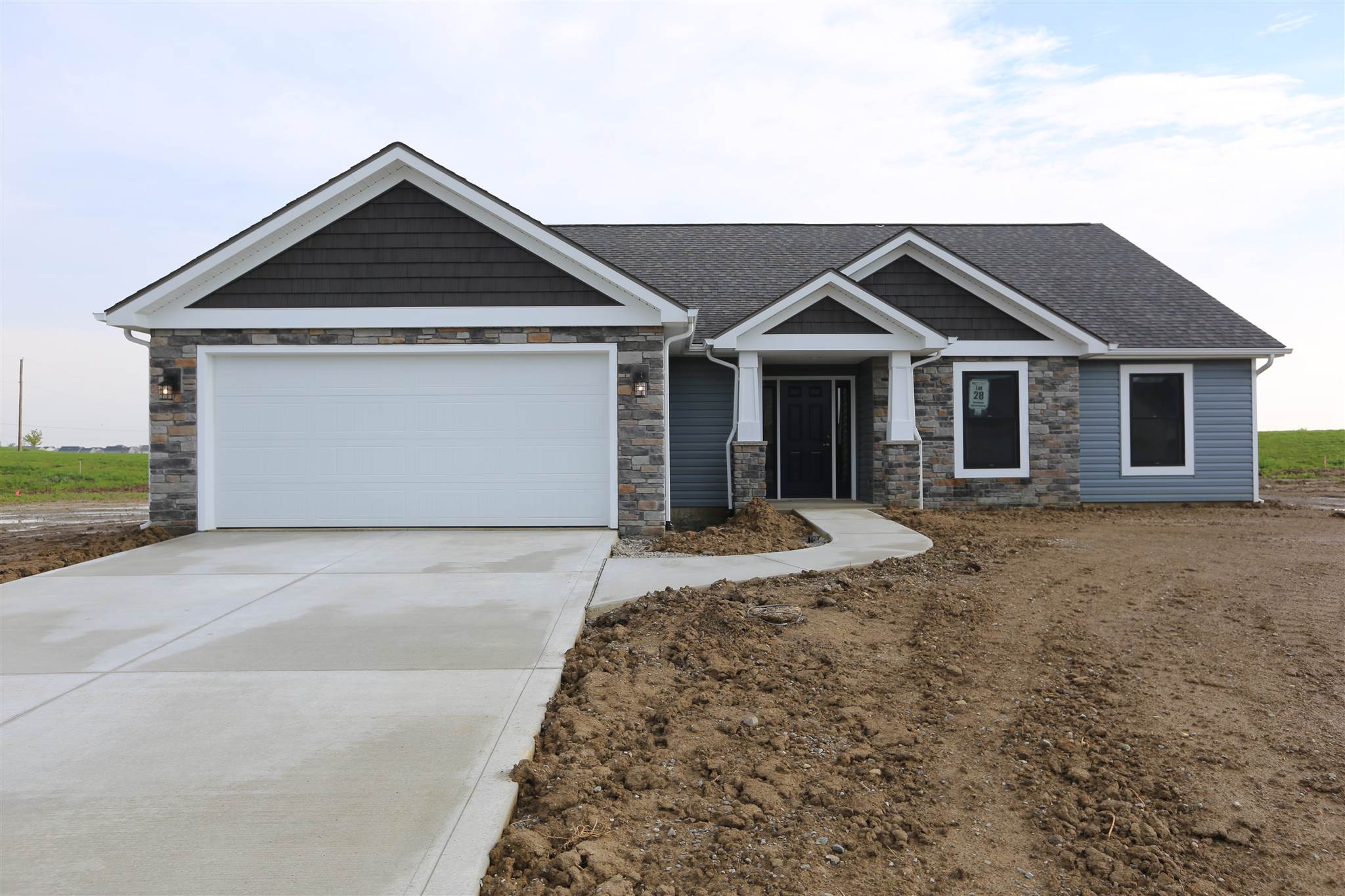 13526 Slate Rdg Court Fort Wayne, IN 46814 - Photo 1 of 35 Gallery Image 1