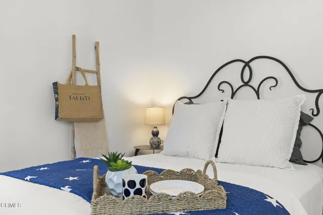 $1,075,000 | 280 Rossmore Drive, Oxnard, CA 93035