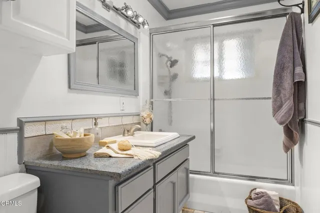 $1,075,000 | 280 Rossmore Drive, Oxnard, CA 93035