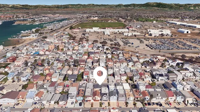 $1,075,000 | 280 Rossmore Drive, Oxnard, CA 93035