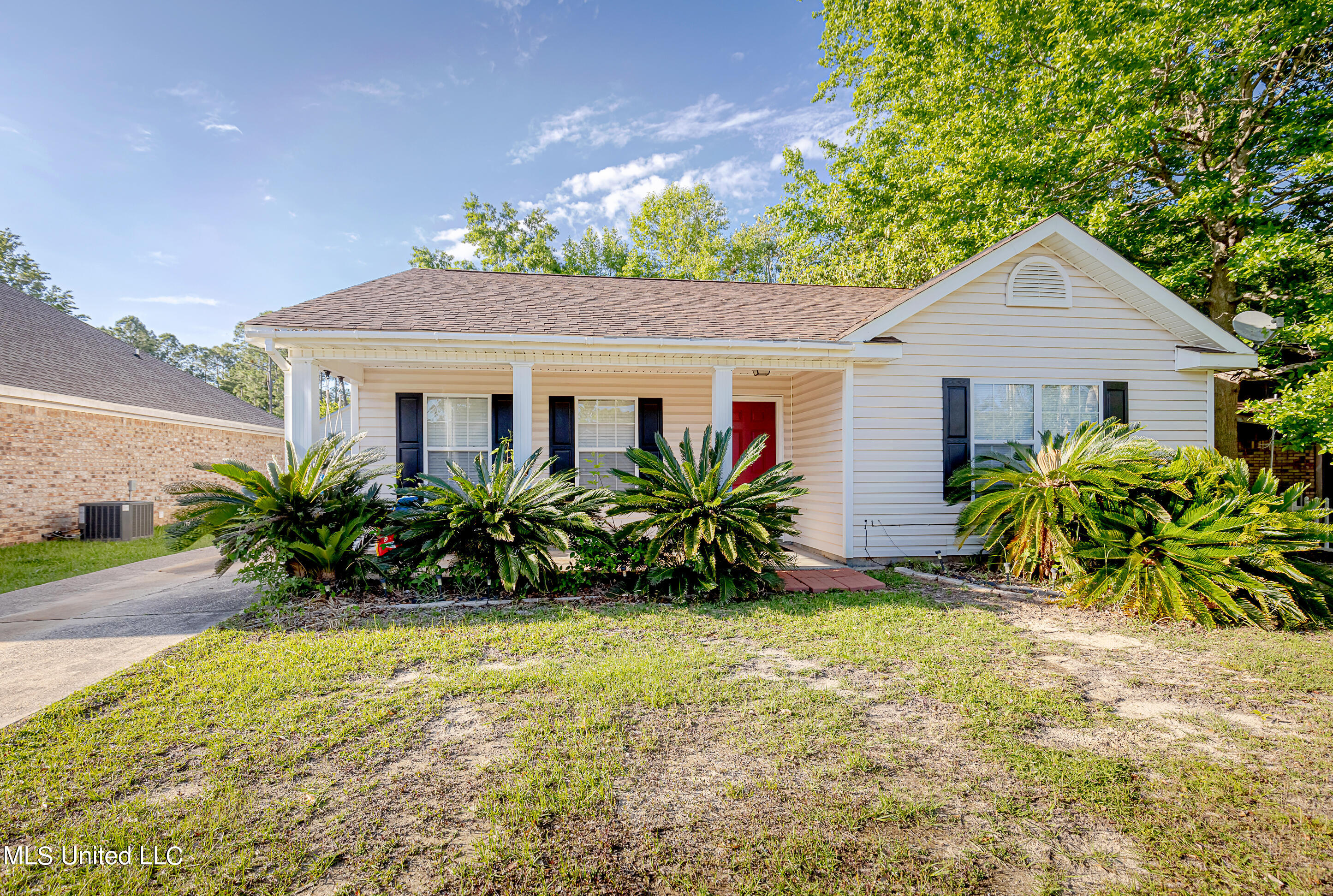 3216 Tuna Road Gautier, MS 39553 - Photo 1 of 38 IMG_7990