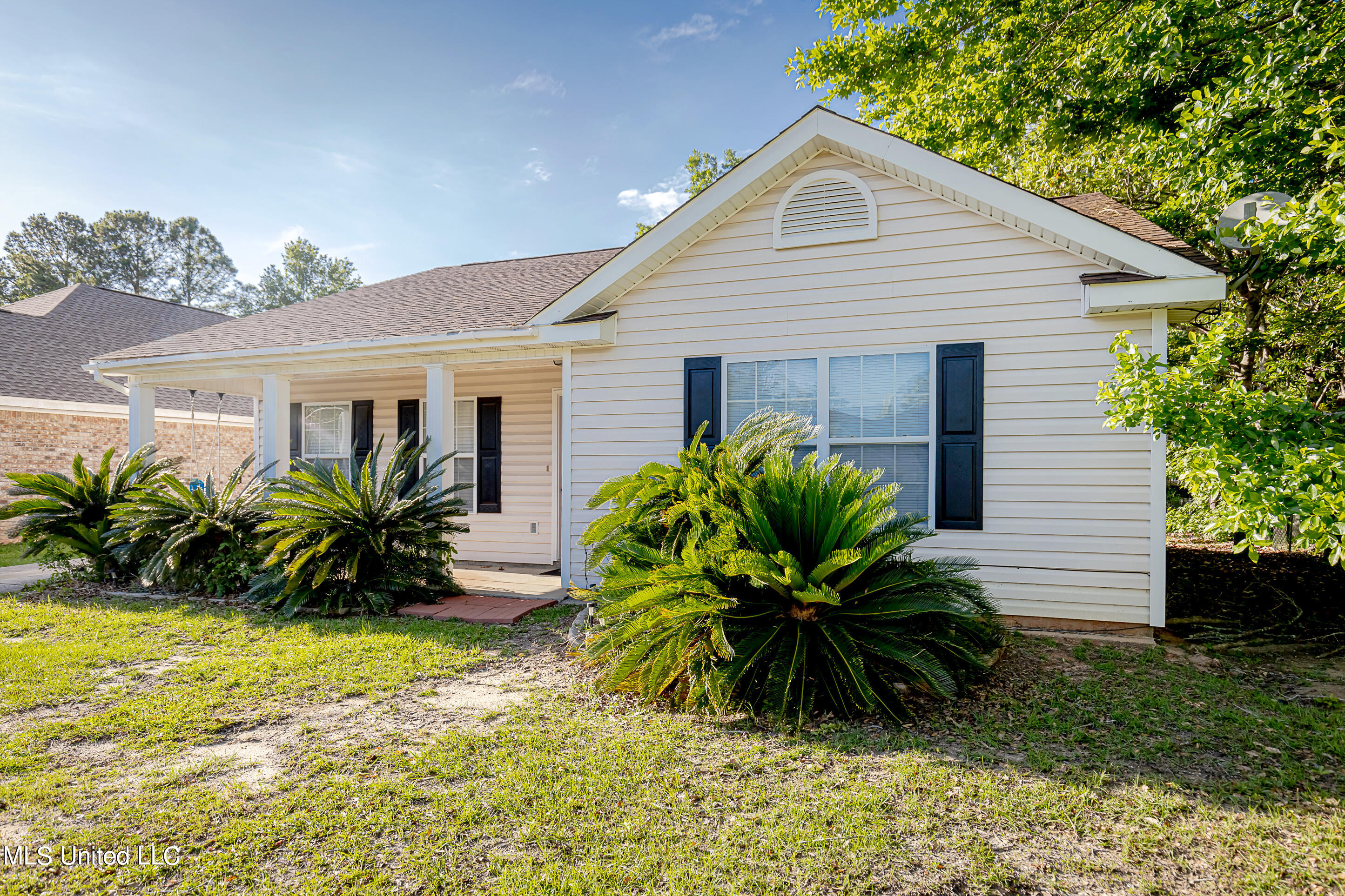 3216 Tuna Road Gautier, MS 39553 - Photo 37 of 38 IMG_7975