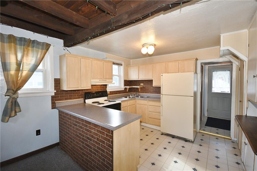 105 Bebout Road Venetia, PA 15367 - Photo 4 of 25