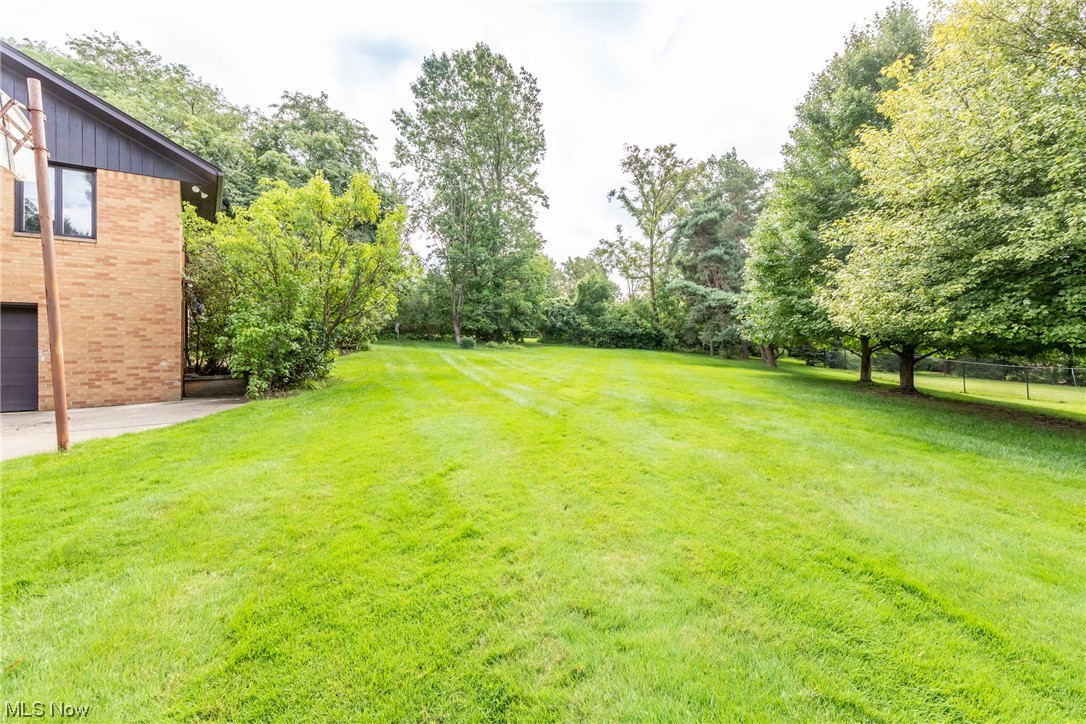 25404 Bryden Road Beachwood, OH 44122 - Photo 32 of 35
