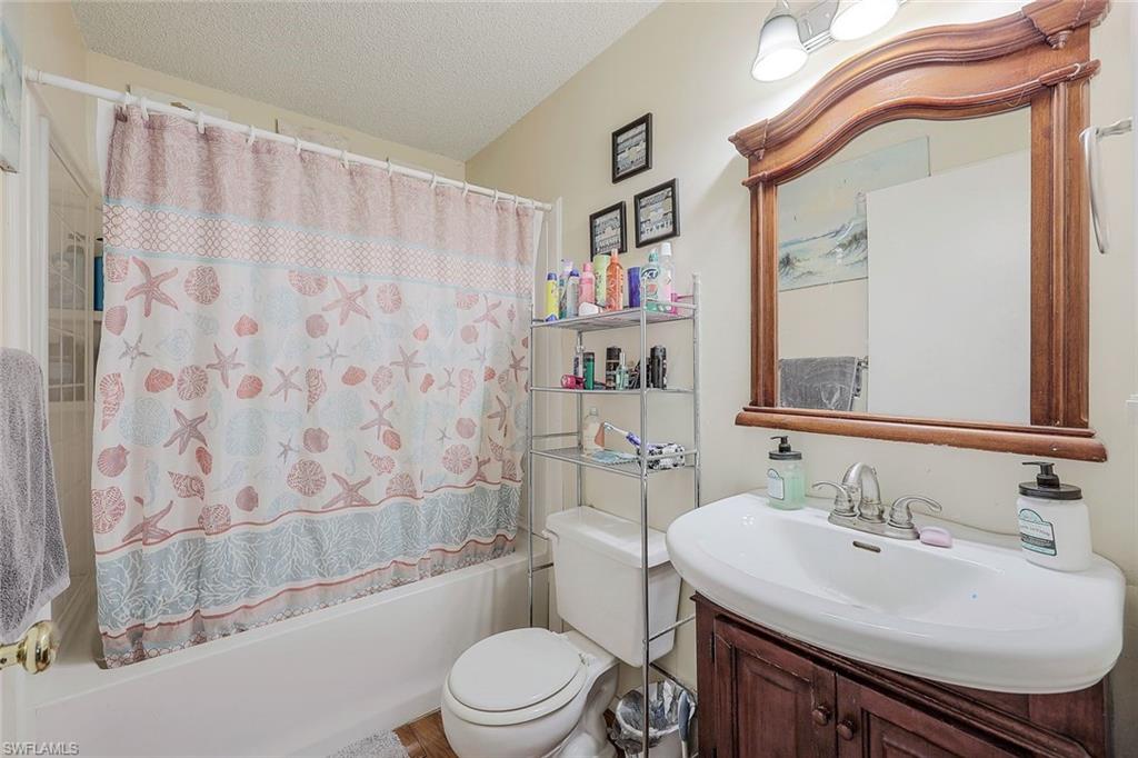 981 13th Street Southwest Naples, FL 34117 - Photo 18 of 36 Gallery Image 18