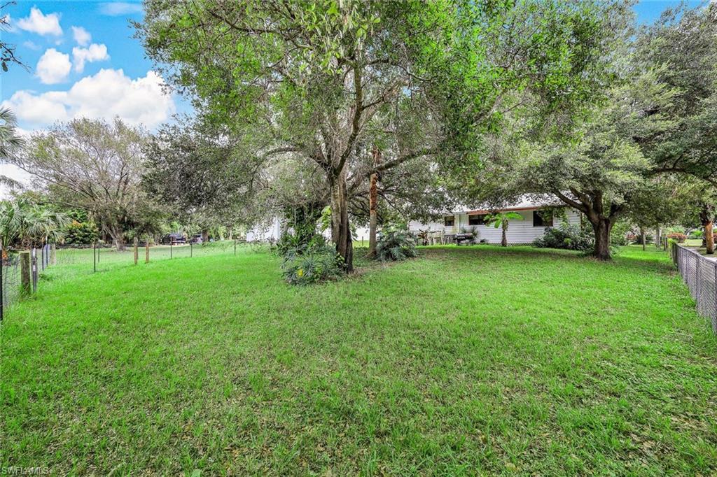 981 13th Street Southwest Naples, FL 34117 - Photo 24 of 36 Gallery Image 24