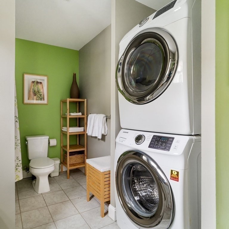 13 Hubbard Street, Unit B Boston, MA 02130 - Photo 31 of 42