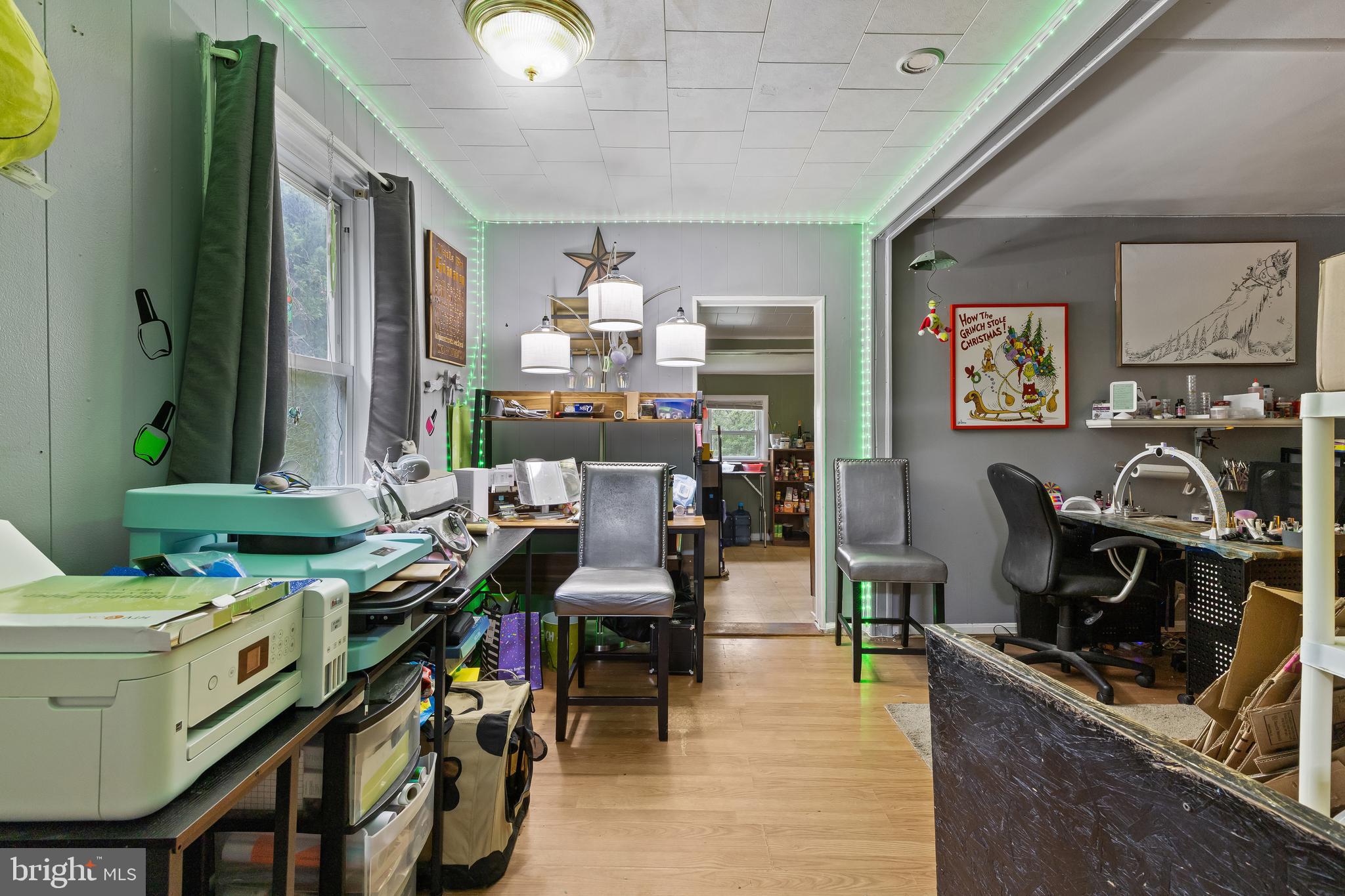 8002 Fort Smallwood Road Baltimore, MD 21226 - Photo 5 of 17