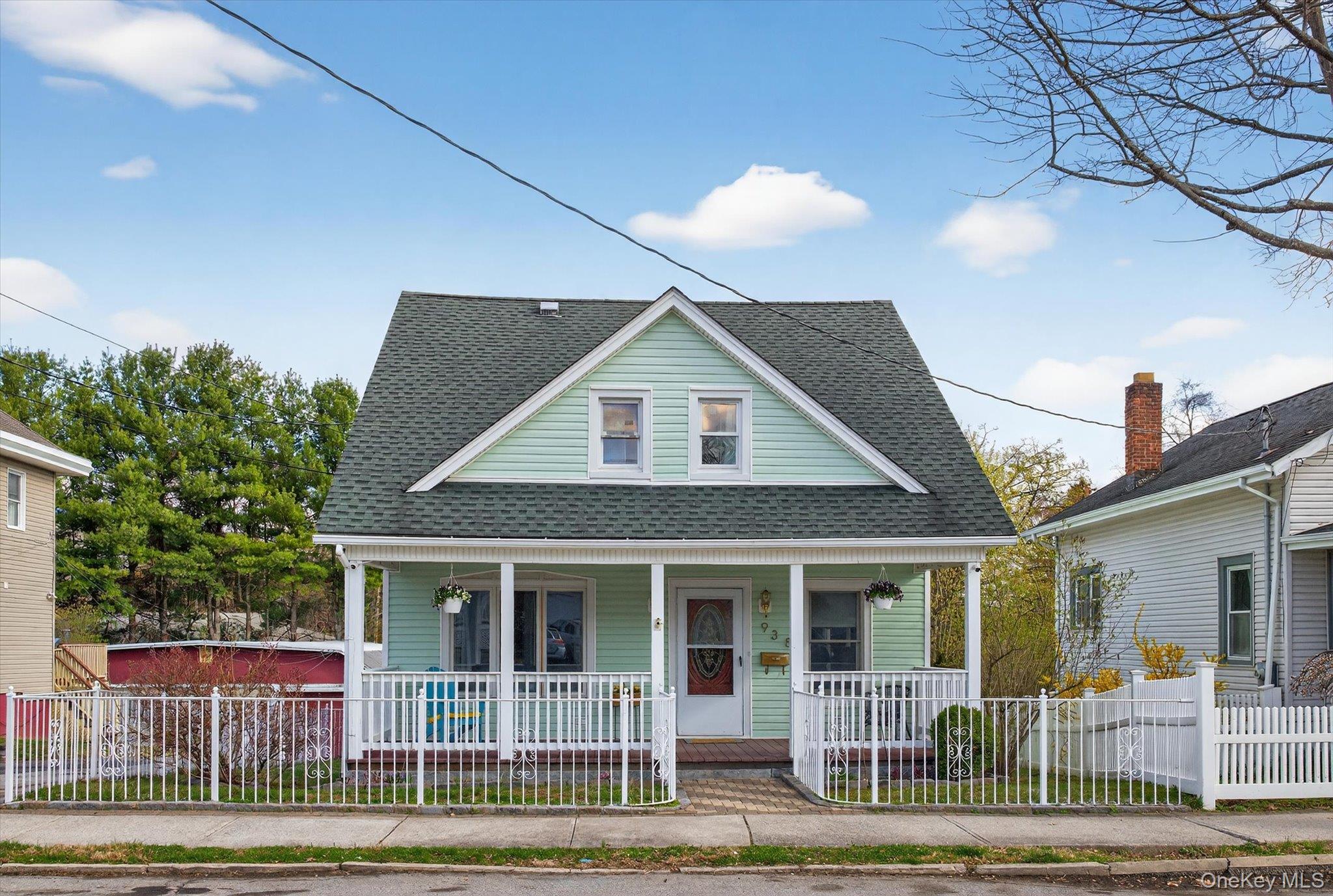 938 Reynolds Street Peekskill, NY 10566 - Photo 2 of 25