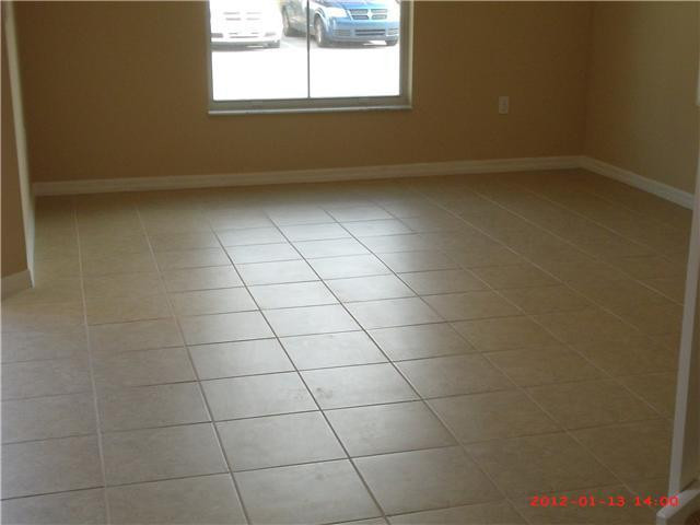 2851 Prospect Road, Unit 1302 Tamarac, FL 33309 - Photo 5 of 9 Living Room