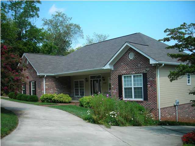 6538 Fairview Road Hixson, TN 37343 - Photo 1 of 23 Primary Photo