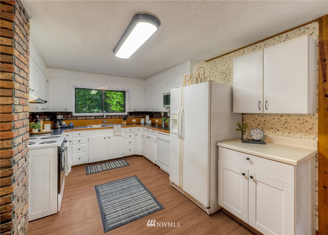 5344 Johnson Point Road Northeast Olympia, WA 98516 - Photo 5 of 28 Gallery Image 5
