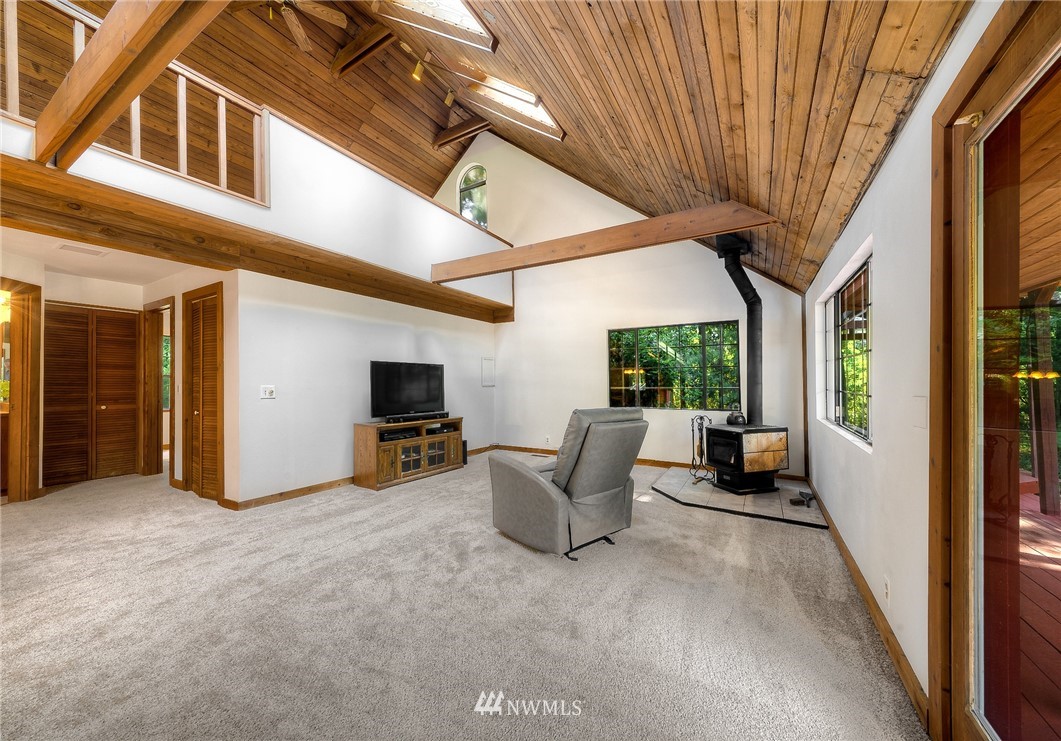 5344 Johnson Point Road Northeast Olympia, WA 98516 - Photo 8 of 28 Gallery Image 8