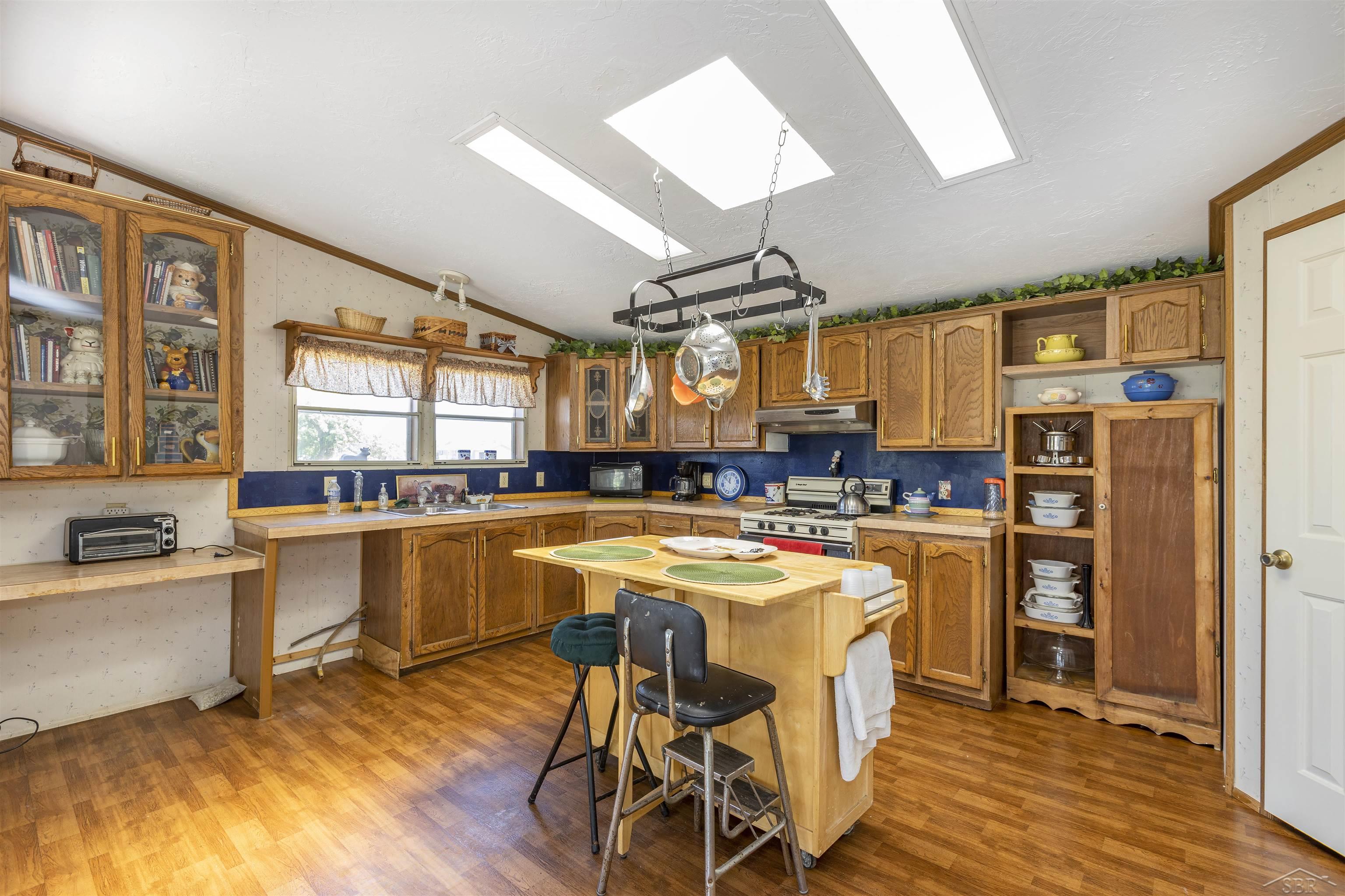 910 South Garfield Road Linwood, MI 48634 - Photo 8 of 54